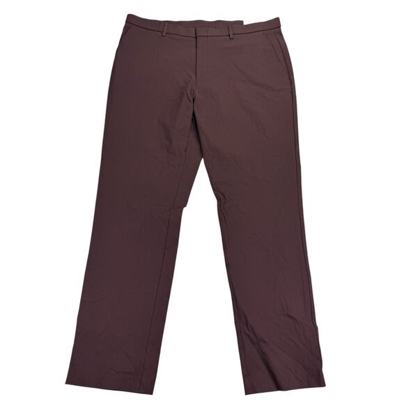 Tommy Hilfiger Mens TH Flex Tate Modern Fit Solid Pants Burgundy 38x32 - Picture 1 of 4